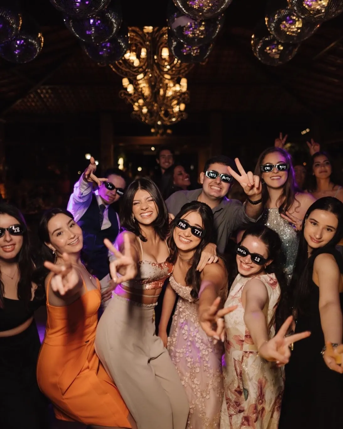 O vestido de debutante: como escolher e quantos usar